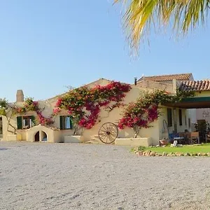  Farm stay Agroturisme S' Horta