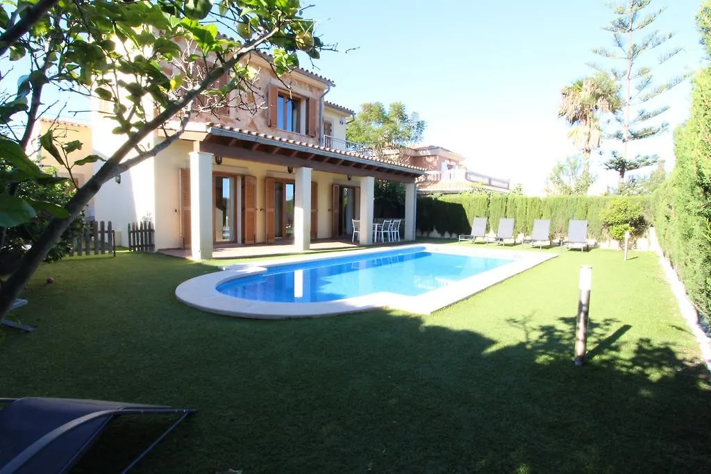 Villa Puerto Adriano contacts